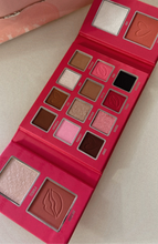 Load image into Gallery viewer, Yerimua Eyeshadow
