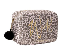 Load image into Gallery viewer, Wild cosmetic bag
